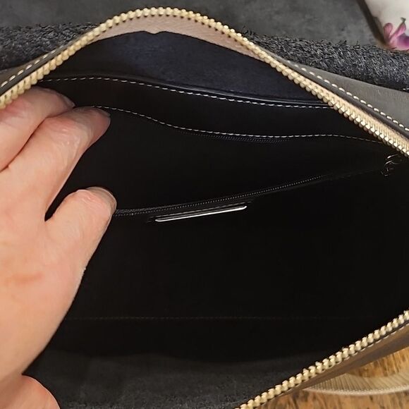 ANNE‎ KLEIN Vtg Flap Closure Leather Messenger Bag Classic Academia Lion *RARE* - Picture 5 of 9